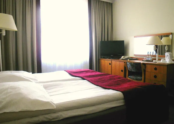 Ξενοδοχείο Ior 3*